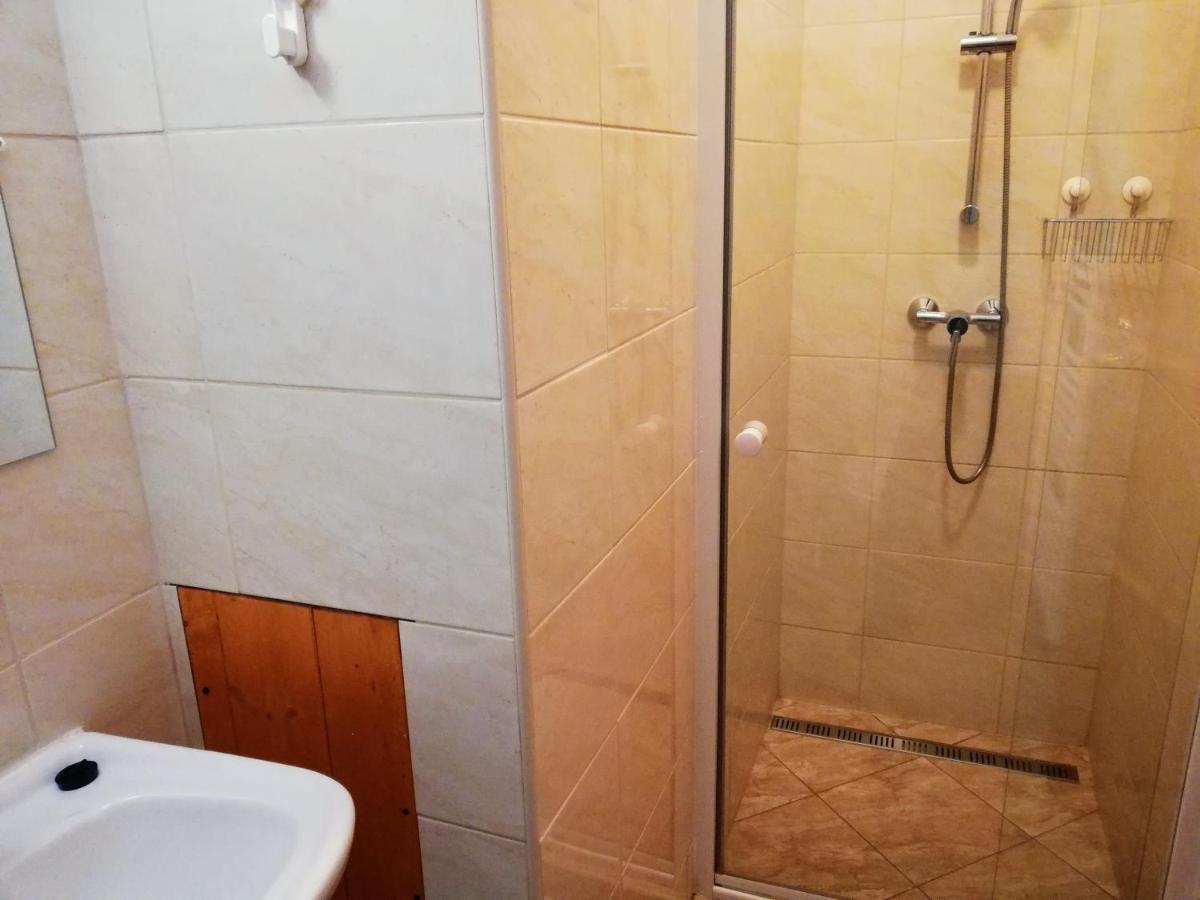 Hotel Lotuszvirag Vendeghaz Szekszárd Exterior foto